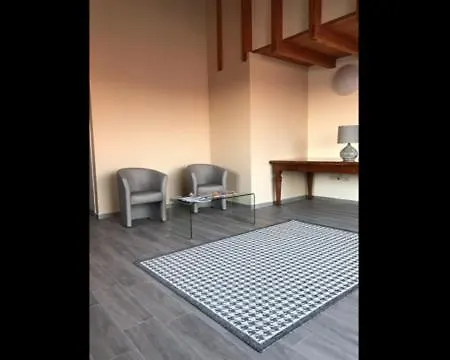 招待所 Via Venezia Accomodating Solutions 3*