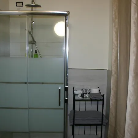 Via Venezia Accomodating Solutions 4*
