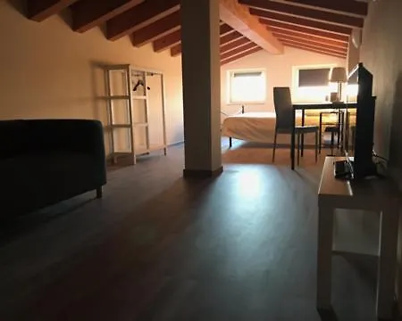 Via Venezia Accomodating Solutions 게스트하우스