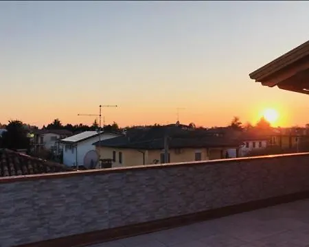 게스트하우스 Via Venezia Accomodating Solutions 로니고