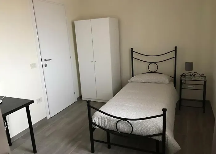 Via Venezia Accomodating Solutions